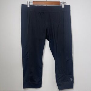 CAbi Capri black leggings size large